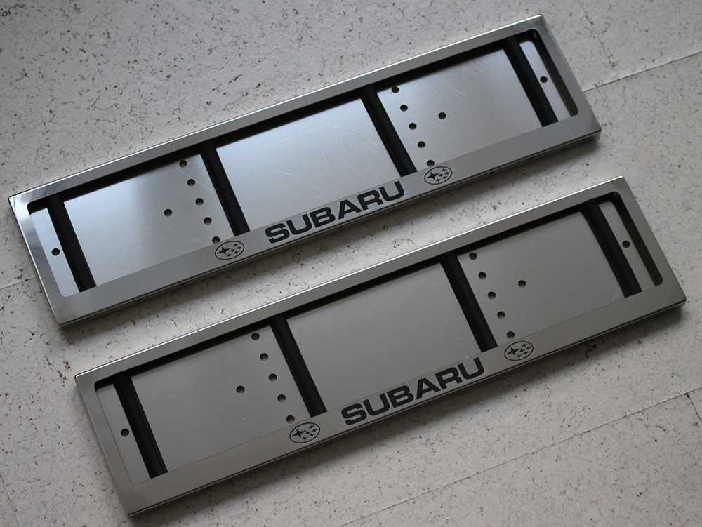 Первоклассные Откидные Рамки для Номера: новшество в дизайне Subaru